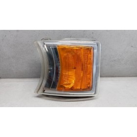 RIGHT FRONT INDICATORS...