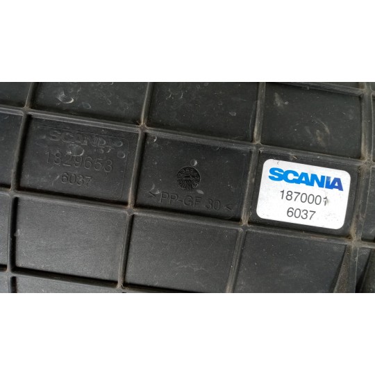 SCATOLA FILTRO SCANIA Serie R 2014> usato