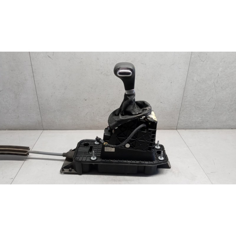 VOLKSWAGEN LEVER VOLKSWAGEN Golf 5 2003>2008 used