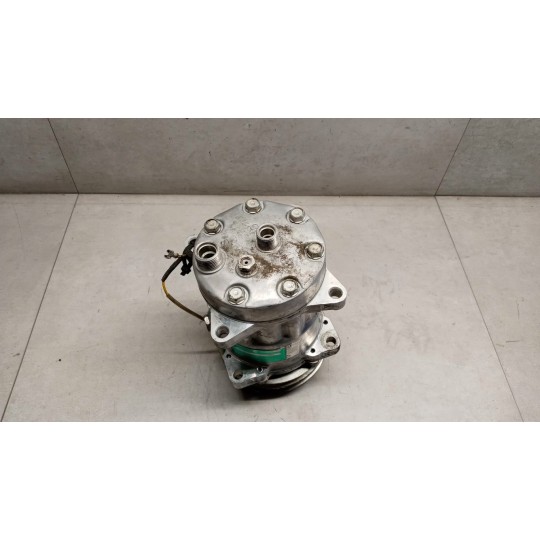 COMPRESSORE ARIA CONDIZIONATA VOLVO truck FL6 usato