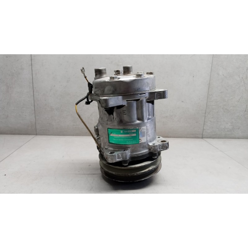 VOLVO truck COMPRESSORE ARIA CONDIZIONATA VOLVO truck FL6 usato