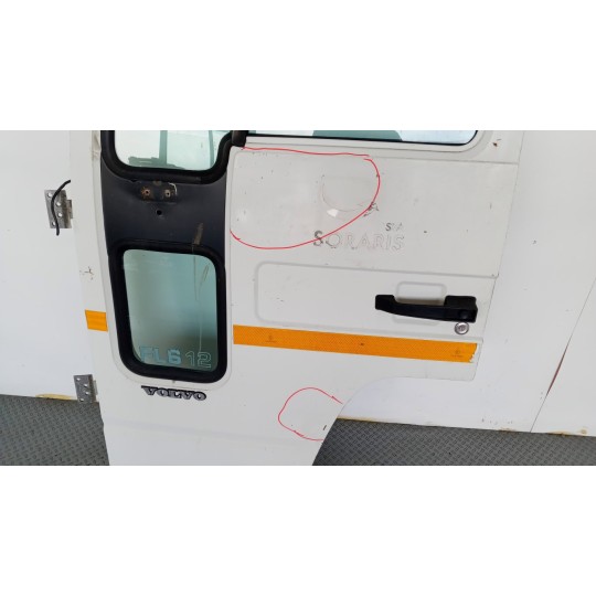 PORTA ANTERIORE SINISTRA VOLVO truck FL6 usato
