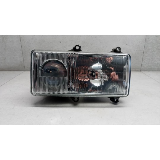 RIGHT HEADLIGHT VOLVO truck FL6 used