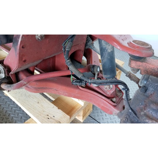 BRACCIO OSCILLANTE ANTERIORE INFERIORE DESTRO IVECO Daily 2000>2006 usato