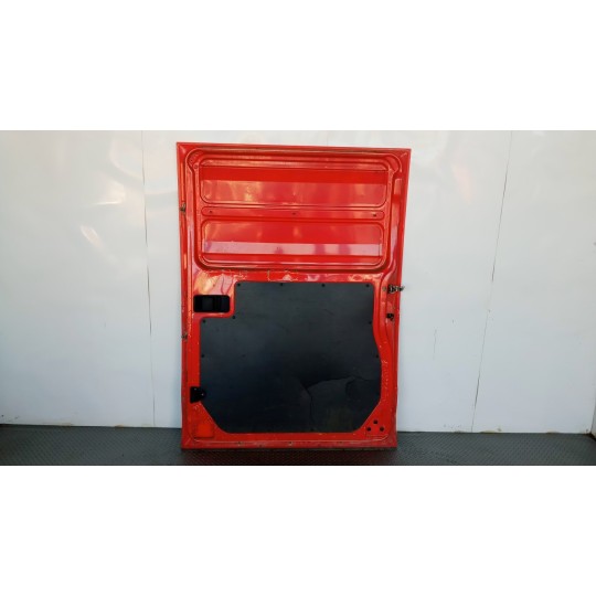 RIGHT SIDE SLIDING DOOR IVECO Daily 2000>2006 used
