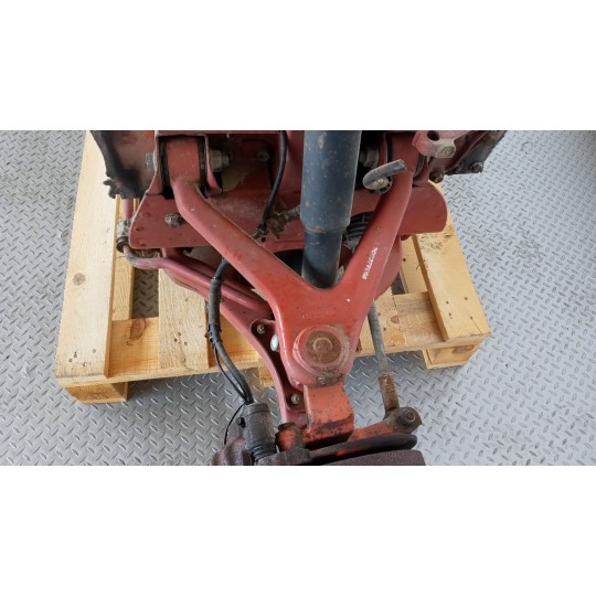 BRACCIO OSCILLANTE ANTERIORE SUPERIORE DESTRO IVECO Daily 2000>2006 usato