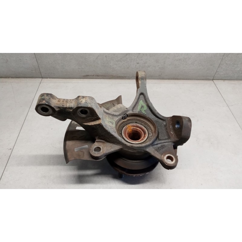 HYUNDAI MONTANTE COMPLETO DESTRO HYUNDAI i20 2008>2012 usato