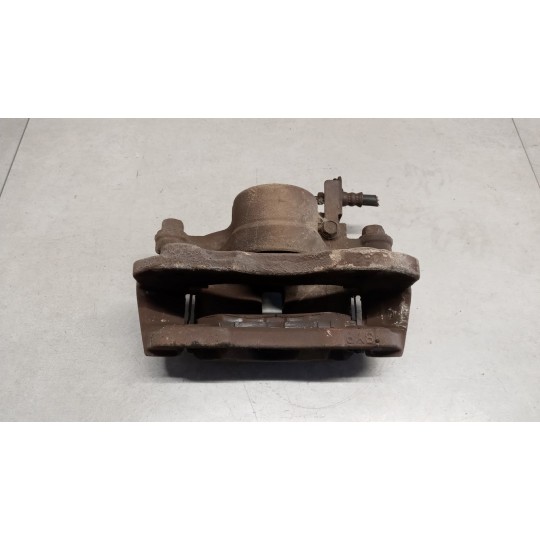 PINZA ANTERIORE SINISTRA MITSUBISHI L200 1998>2000 usato