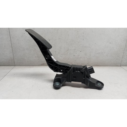 ELETRONIC THROTTLE PEDAL  KIA Rio 2017> used