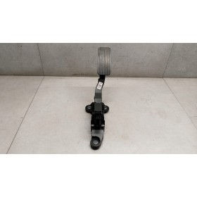 PEDALE ACCELERAZIONE...