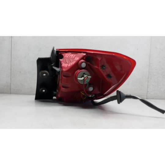 FARO POSTERIORE ESTERNO SINISTRO KIA Rio 2017> usato