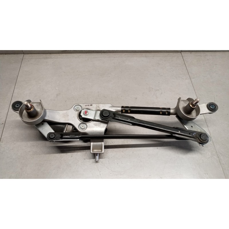 KIA windshield wiper motor KIA Rio 2017> used