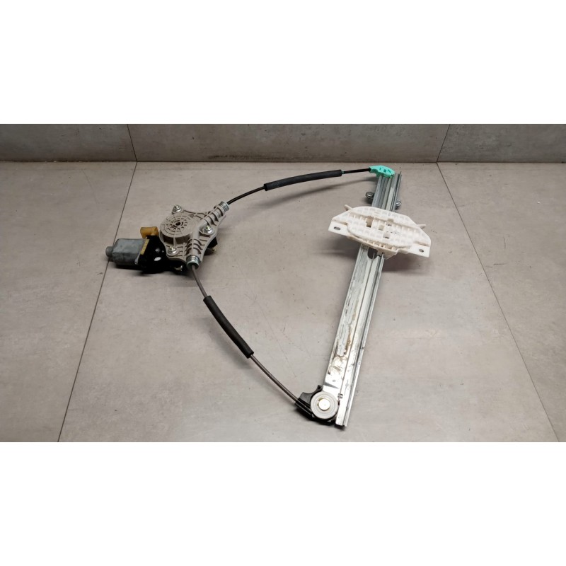 KIA FRONT RIGHT POWERED WINDOWS  KIA Rio 2017> used