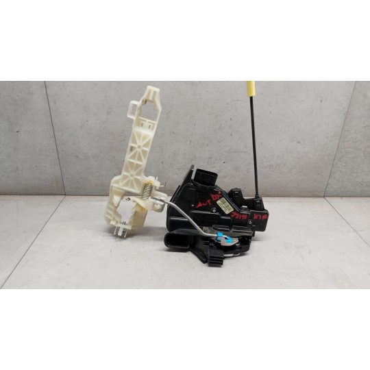 LATCH LOCK KIA Rio 2017> used