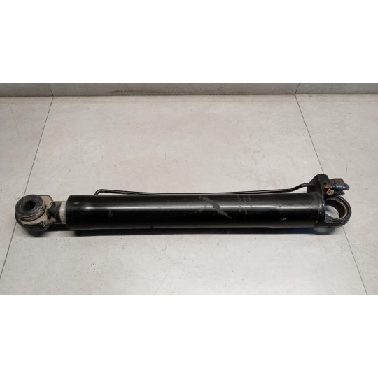 CAB LIFT PISTON  VOLVO truck FM12 used