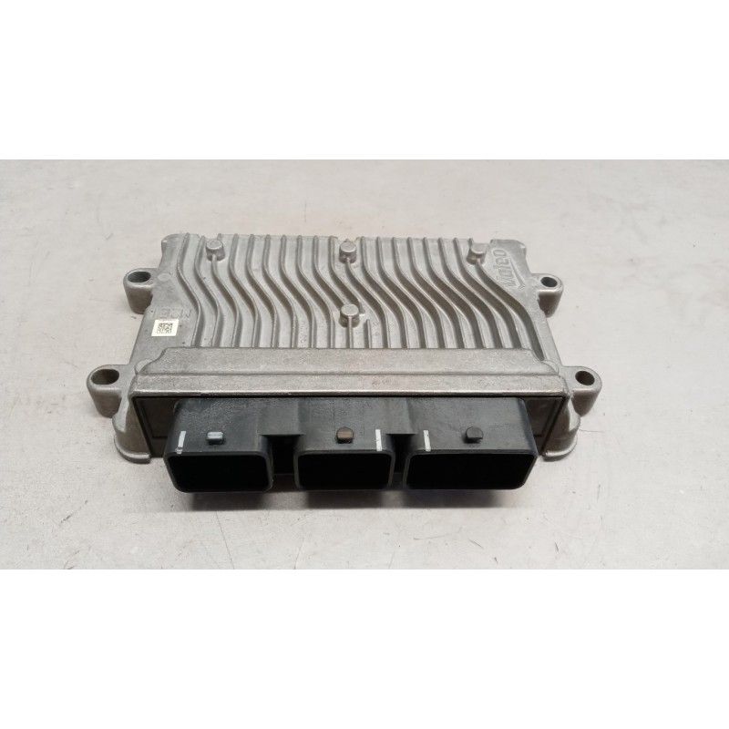 PEUGEOT ENGINE UNIT PEUGEOT 207 2006>2009 used