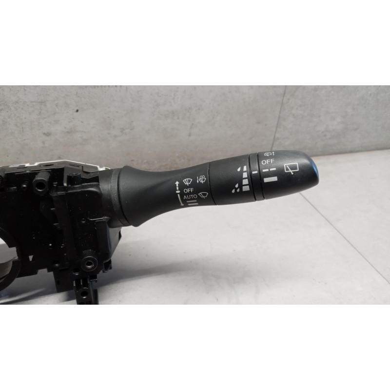 NISSAN DEVIOLUCI NISSAN Qashqai 2014>2017 usato