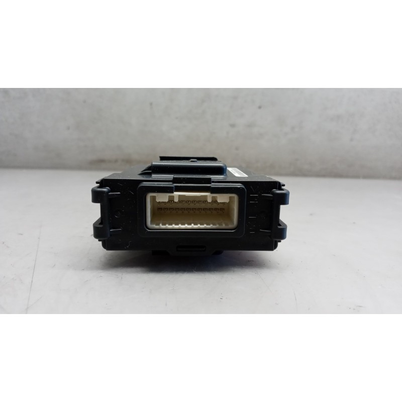 NISSAN VARIOUS CONTROL UNITS  NISSAN Qashqai 2014>2017 used