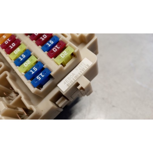 FUSE BOX NISSAN Qashqai 2014>2017 used