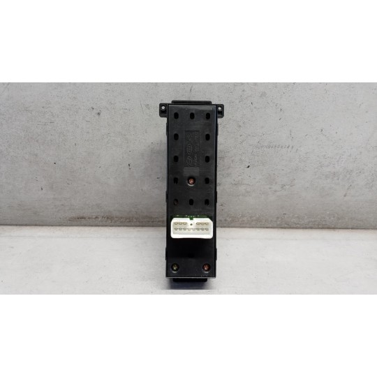 INTERRUTTORI E PULSANTI ALZAVETRI HYUNDAI Santa Fe 2006>2009 usato