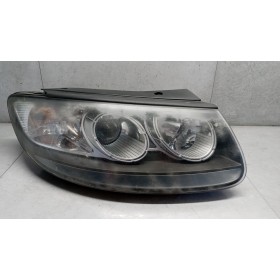 RIGHT HEADLIGHT HYUNDAI...