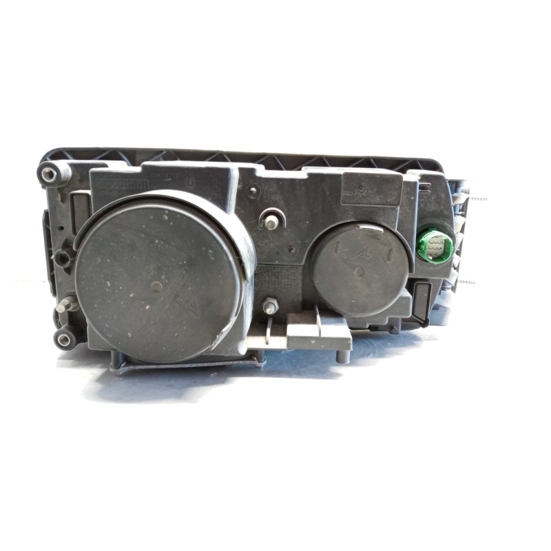 IVECO LEFT HEADLIGHT XENO LAMP  IVECO Stralis 2013> used