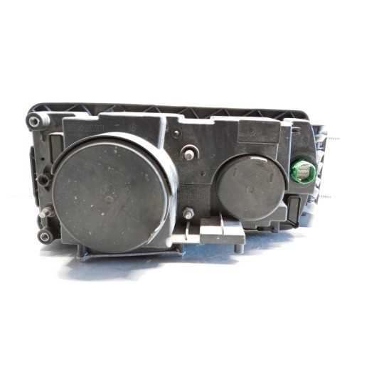 FARO ANT XENO SINISTRO IVECO Stralis 2013> usato