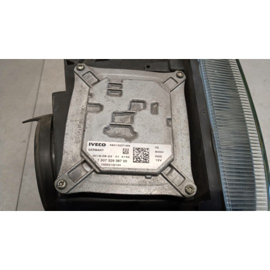 FARO ANT XENO SINISTRO IVECO Stralis 2013> usato