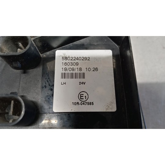 FARO POST ESTERNO LED SINISTRO IVECO Stralis 2013> usato