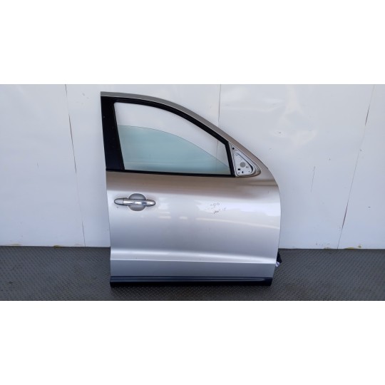 PORTA ANTERIORE DESTRA HYUNDAI Santa Fe 2006>2009 usato