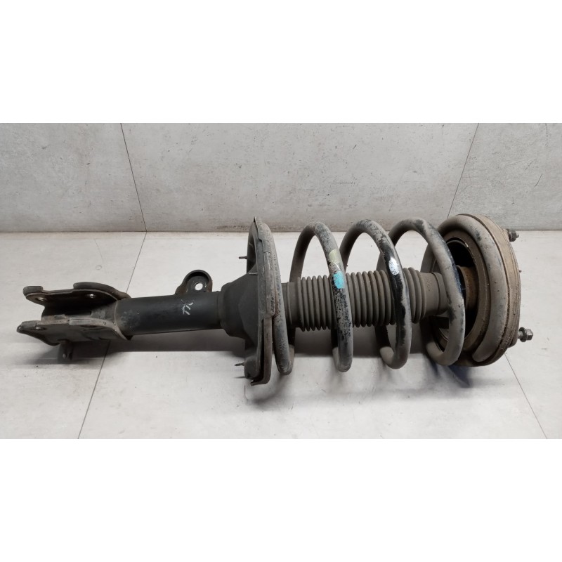 HYUNDAI RIGHT FRONT SHOCK ASSORBER HYUNDAI Santa Fe 2006>2009 used