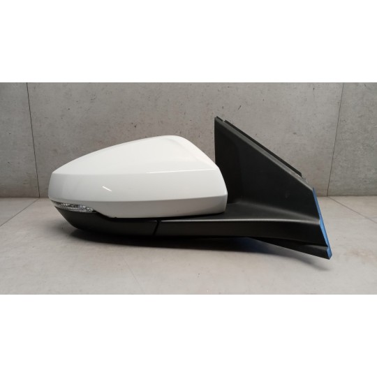 RIGHT ELETRIC REAR-VIEW MIRROR  VOLKSWAGEN Polo 2017>2021 used