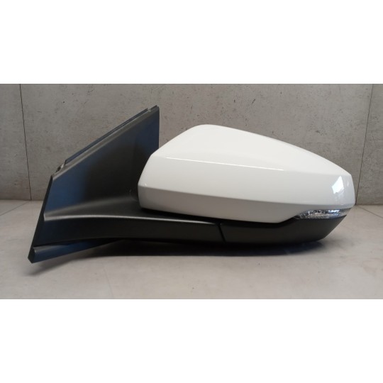 LEFT ELETRIC REAR-VIEW MIRROR  VOLKSWAGEN Polo 2017>2021 used