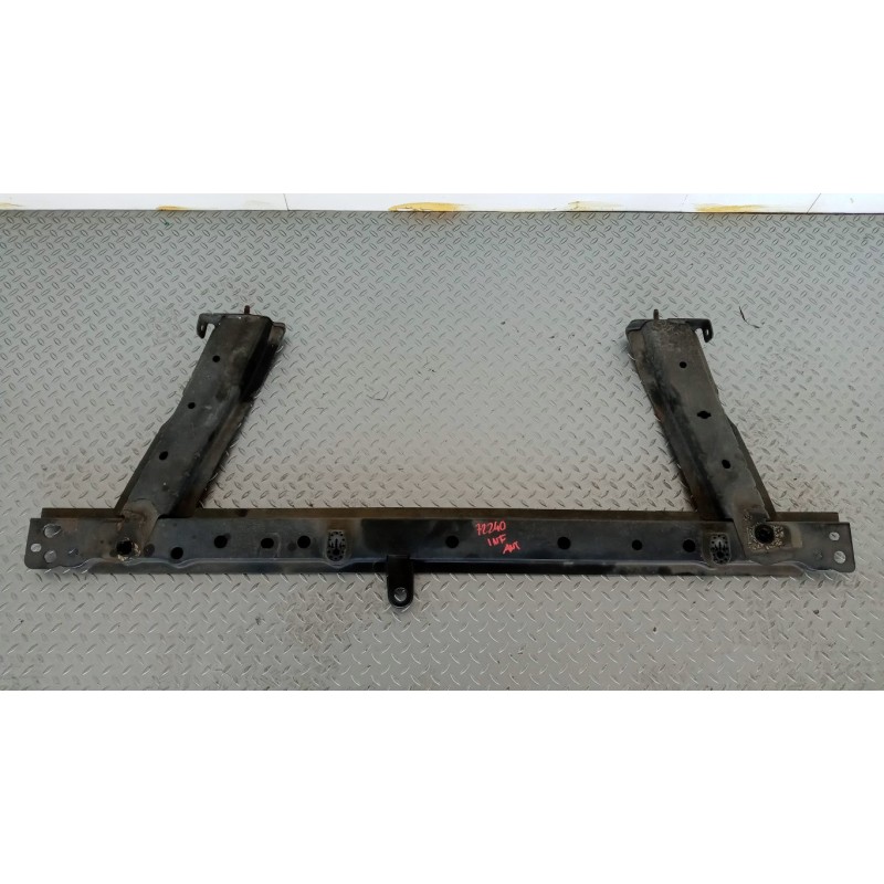 RENAULT TRAVERSA SUPPORTO RADIATORE RENAULT Clio 2005>2009 usato