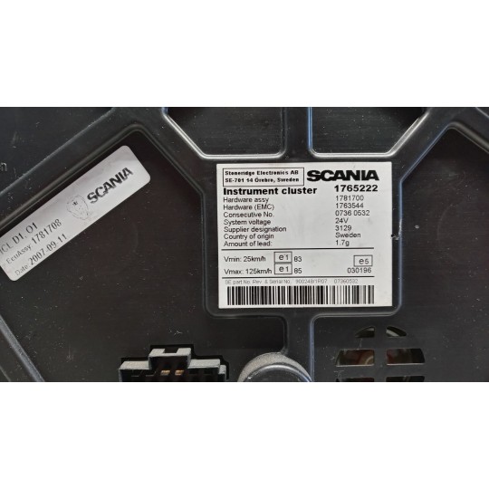 INSTRUMENT PANEL SCANIA Serie R 2005> used