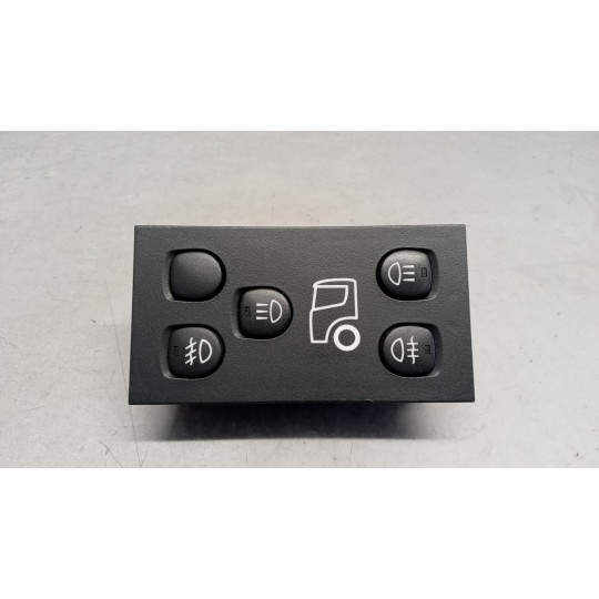 INTERRUTTORI E PULSANTI ABITACOLO SCANIA Serie R 2005> usato
