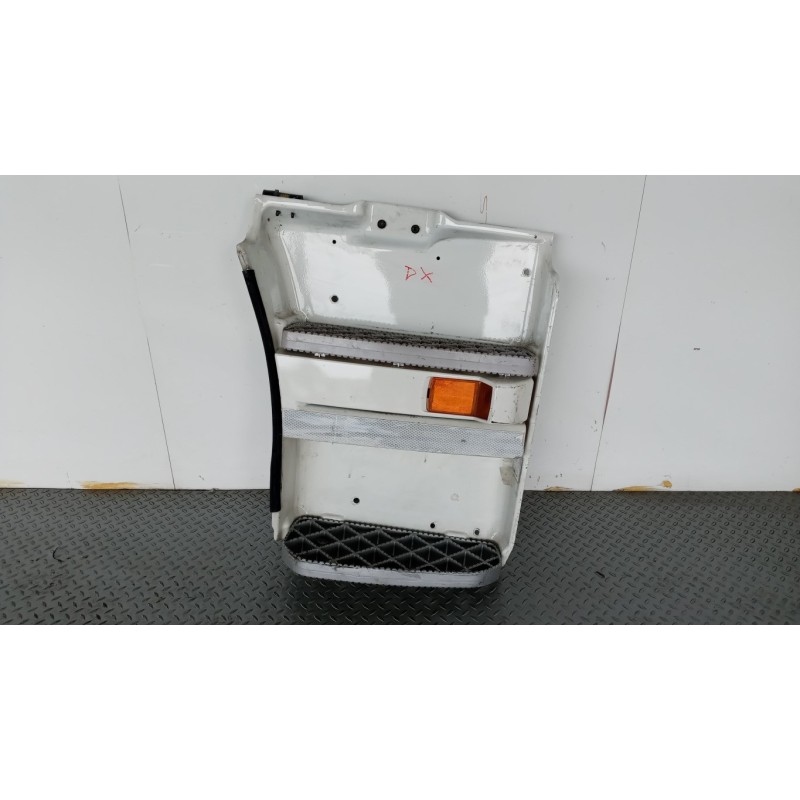 SCANIA PEDANA SALITA A/DX SCANIA Serie R 2005> usato