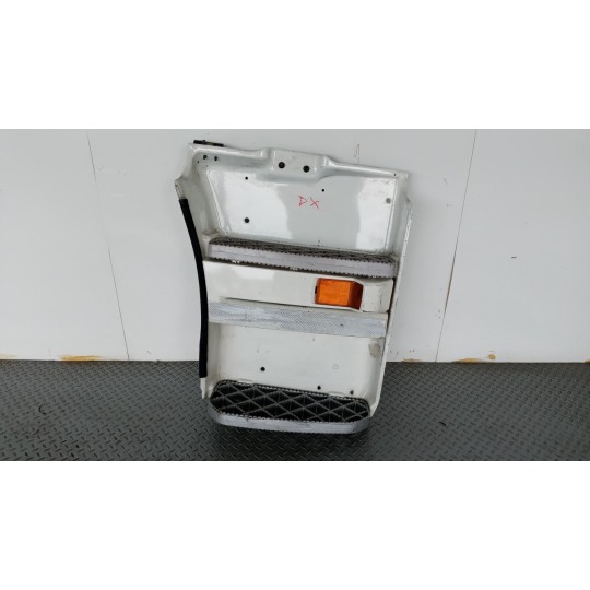 PEDANA SALITA A/DX SCANIA Serie R 2005> usato