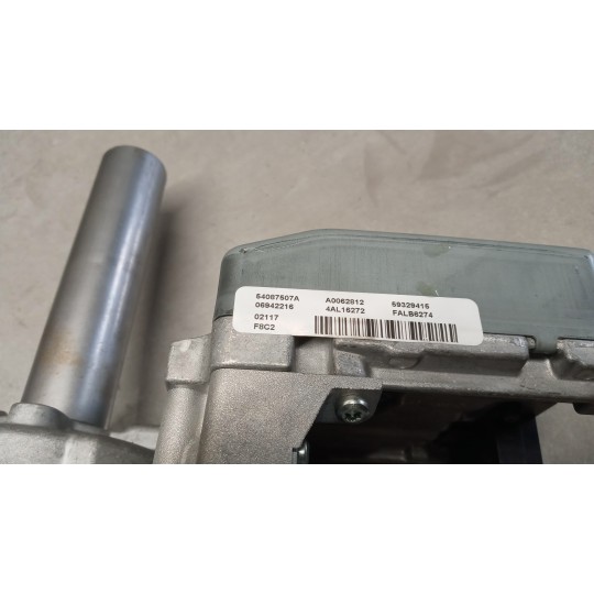 PIANTONE STERZO FORD B-Max 2012> usato