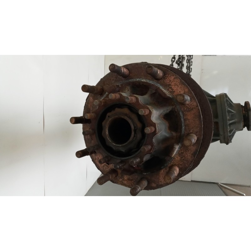 VOLVO truck ASSALE POSTERIORE VOLVO truck FH12 II 2002>2008 usato