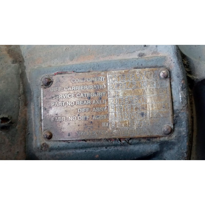 VOLVO truck ASSALE POSTERIORE VOLVO truck FH12 II 2002>2008 usato