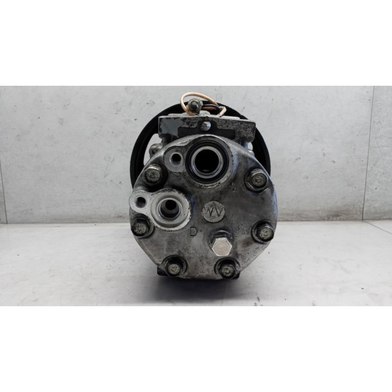 RENAULT truck AIR CONDITIONER COMPRESSOR RENAULT truck T 2014> used