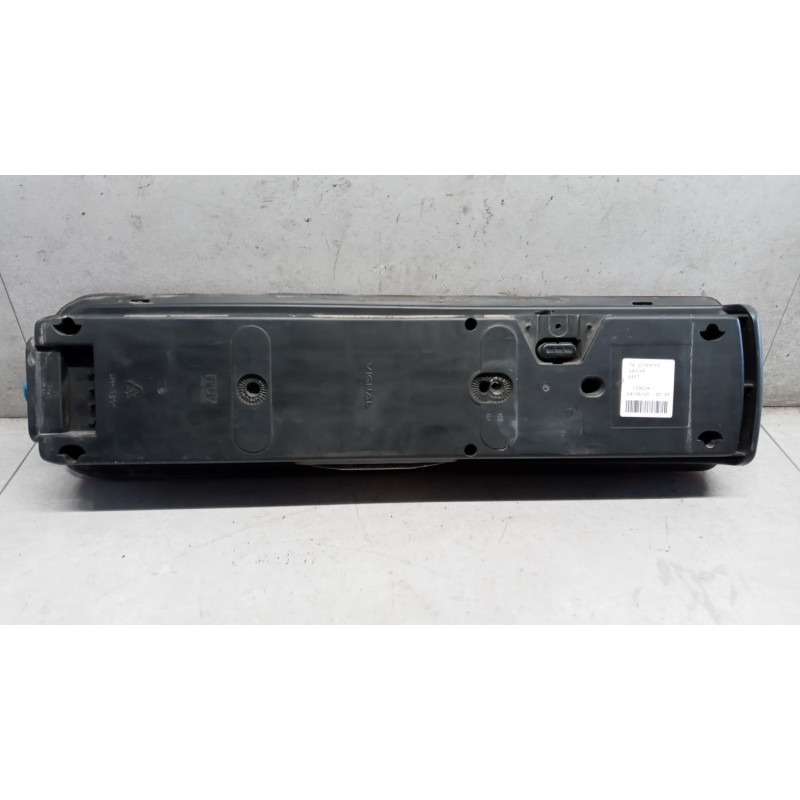 RENAULT truck FARO POSTERIORE ESTERNO SINISTRO RENAULT truck T 2014> usato