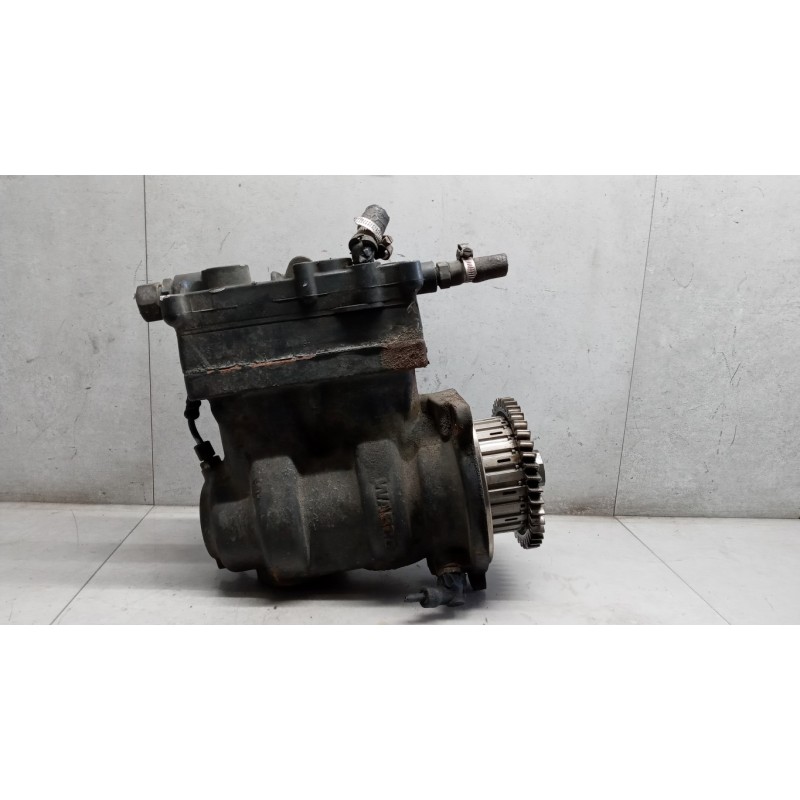 RENAULT truck AIR BRAKE COMPRESSOR RENAULT truck T 2014> used