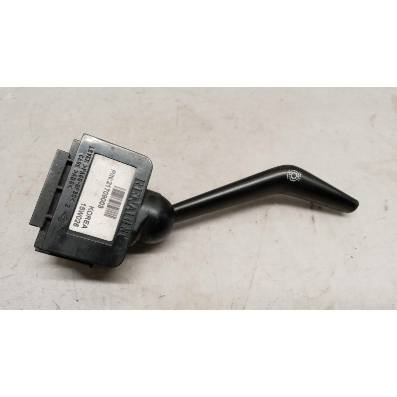 RENAULT truck VARIOUS SWITCHES AND BUTTONS C  RENAULT truck T 2014> used