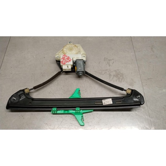 ALZA VETRI POSTERIORI DESTRO VOLKSWAGEN Golf 7 2012>2016 usato