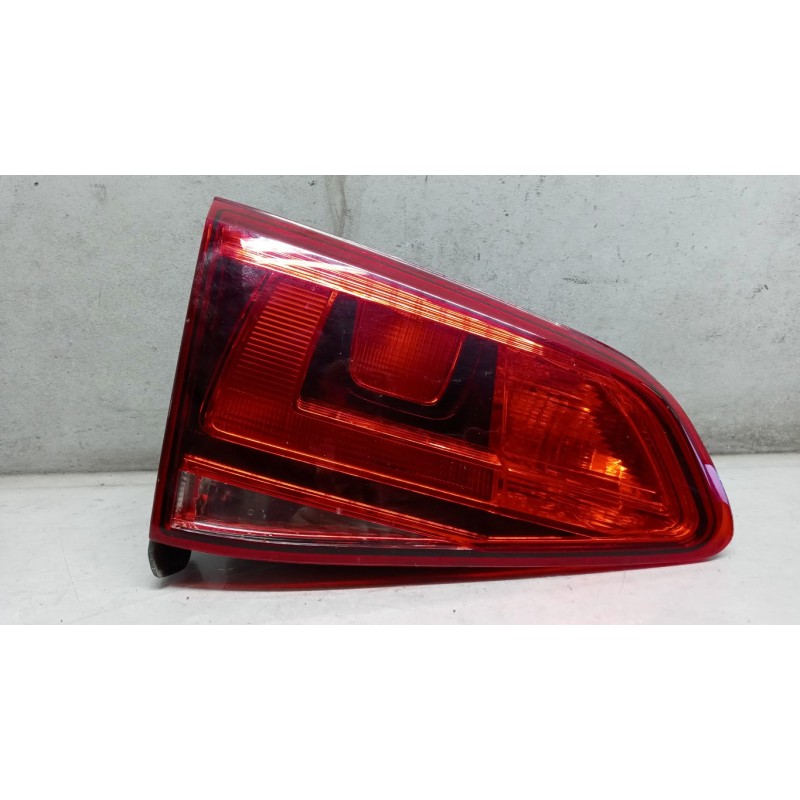 VOLKSWAGEN FARO POSTERIORE INTERNO SINISTRO VOLKSWAGEN Golf 7 2012>2016 usato