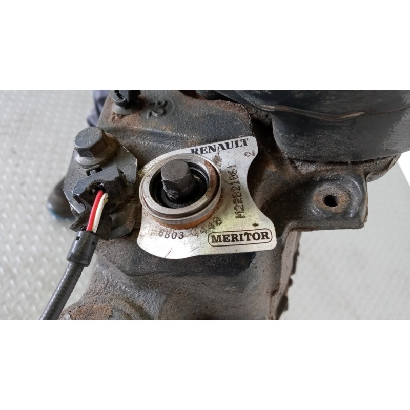 RENAULT truck PINZA ANTERIORE DESTRA RENAULT truck T 2014> usato