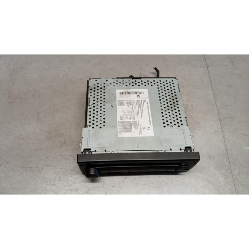 RENAULT truck CAR RADIO RENAULT truck Premium 2005>2013 used