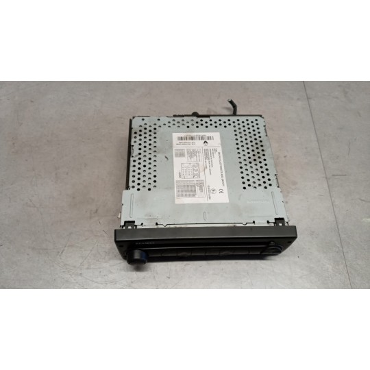 AUTORADIO RENAULT truck Premium 2005>2013 usato